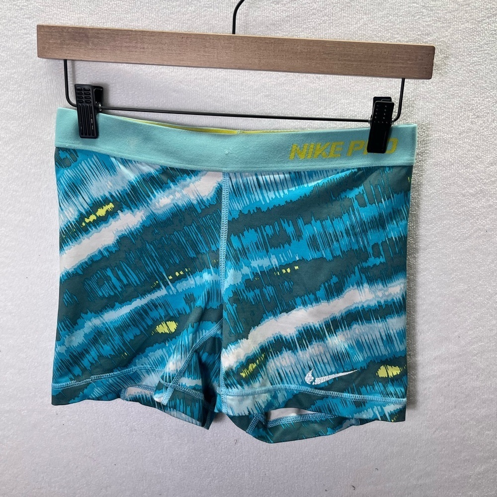 Nike Pro 2 pairs Performance Shorts Womens‎ S stretch athletic Gymnastics 2286